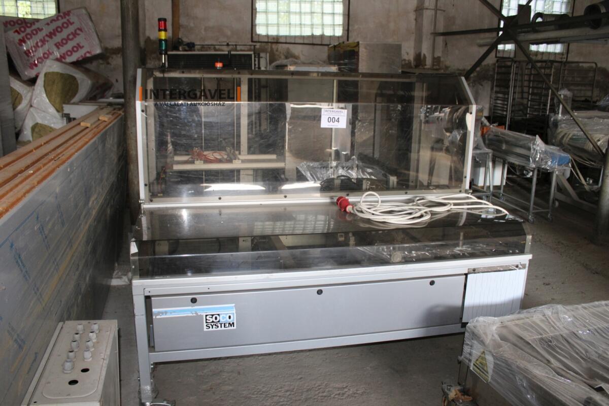 Soco System dobozfelállító gép 2