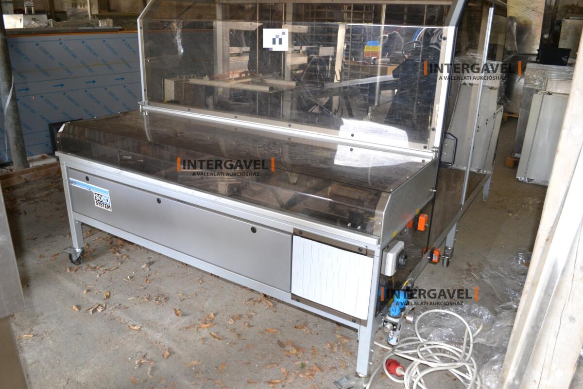 Soco System dobozfelállító gép 4