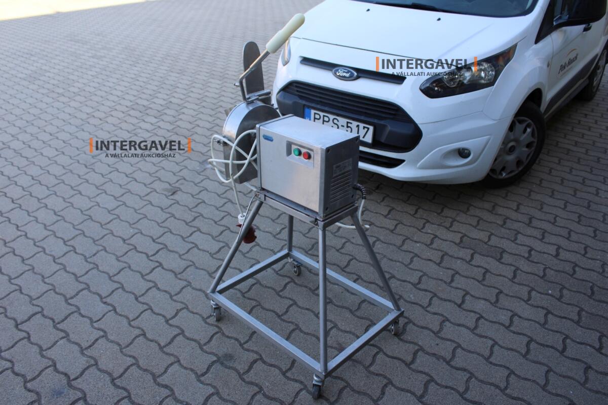 Gasztrometál alapgép sajtreszelő adapterrel 2