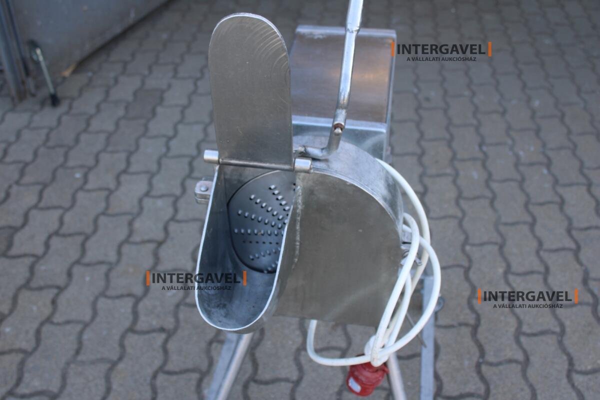 Gasztrometál alapgép sajtreszelő adapterrel 7