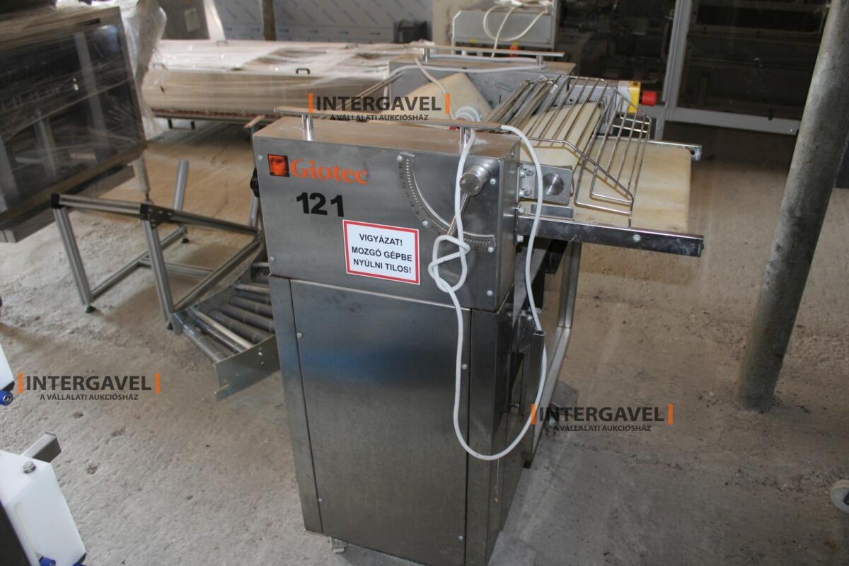 Sodrógép ( kalácsra használtuk) 4