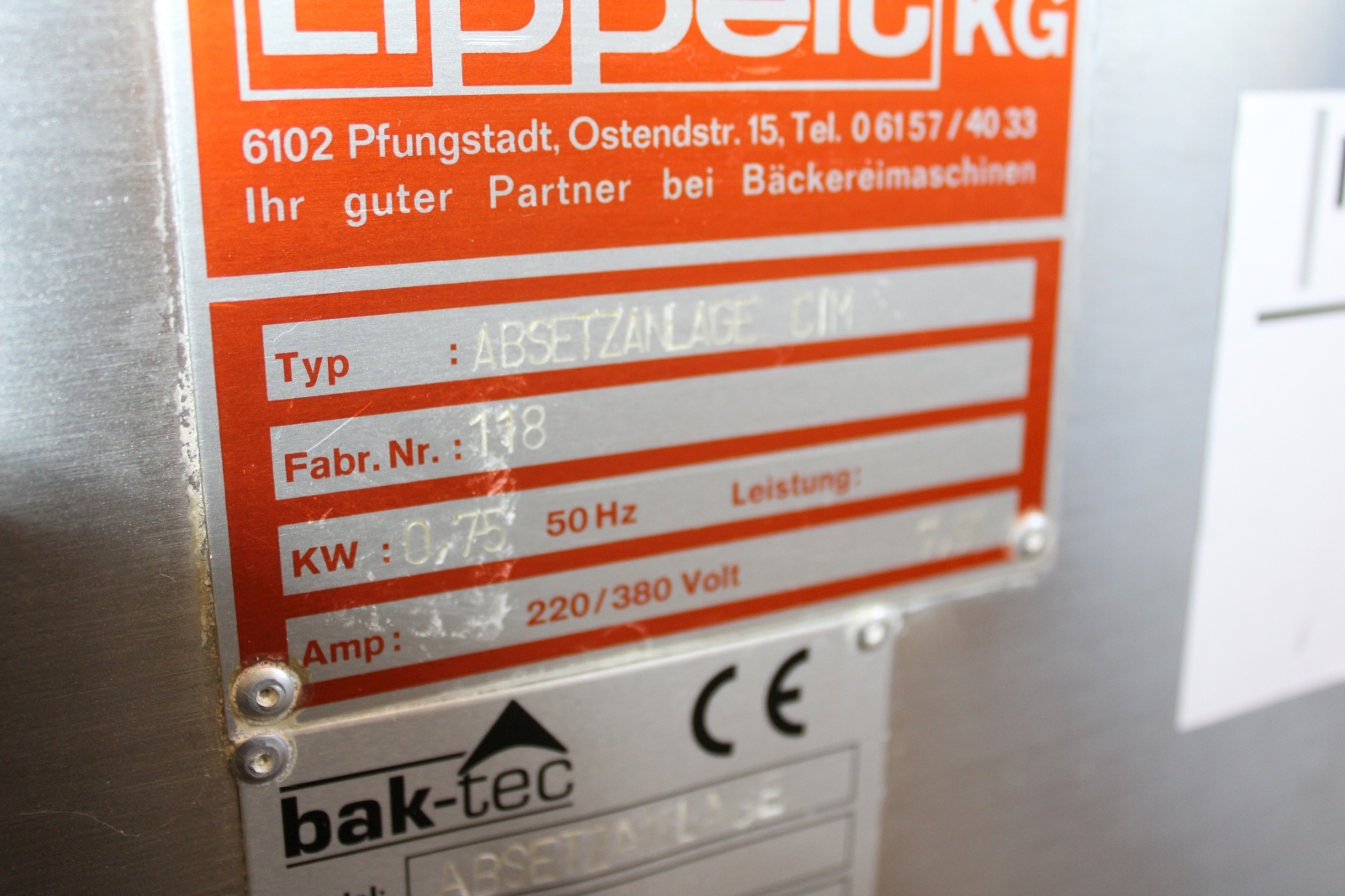 Fánk tálcázógép 6