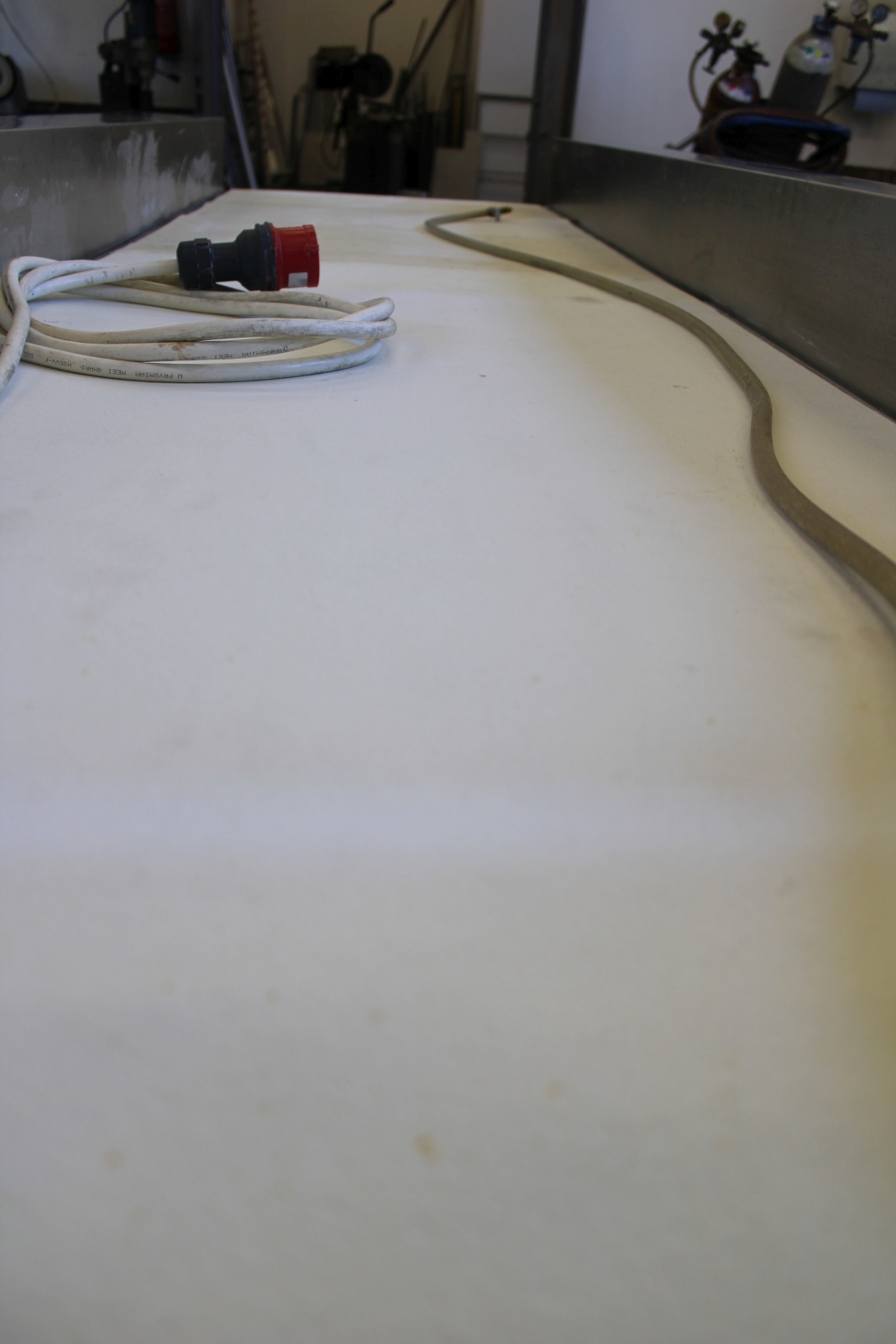 Fánk tálcázógép 11