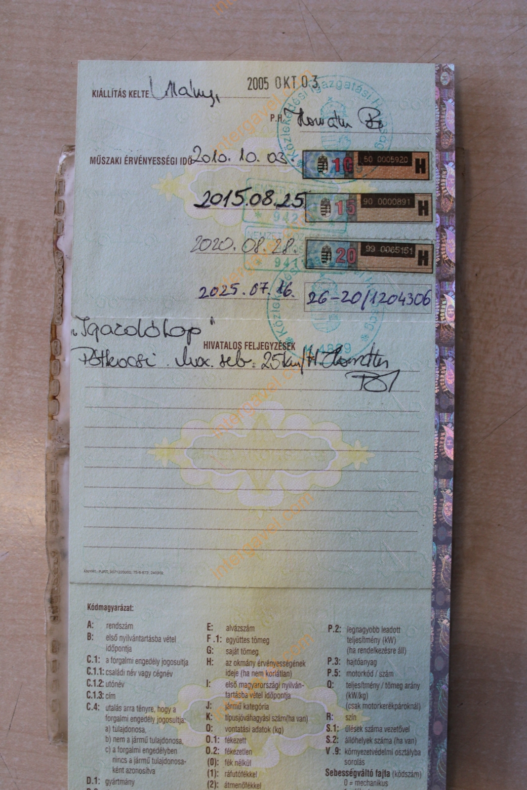 Szőlőszállító pótkocsi 32