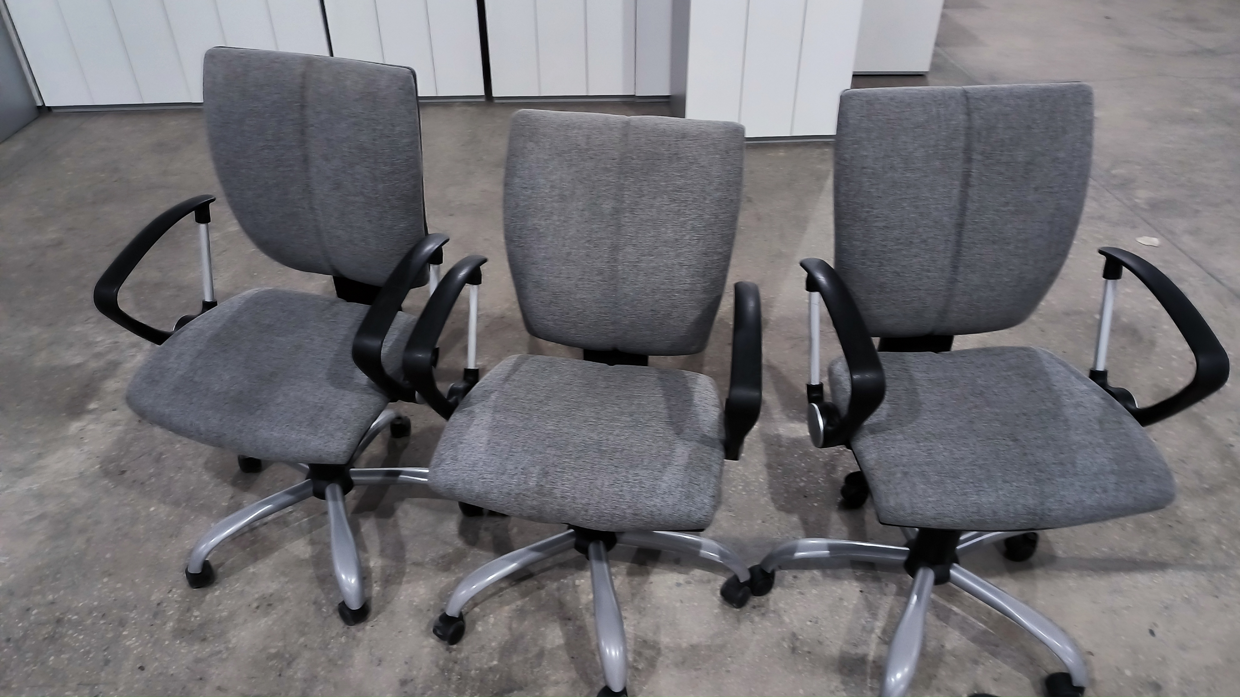 Irodai szék (szürke) 2