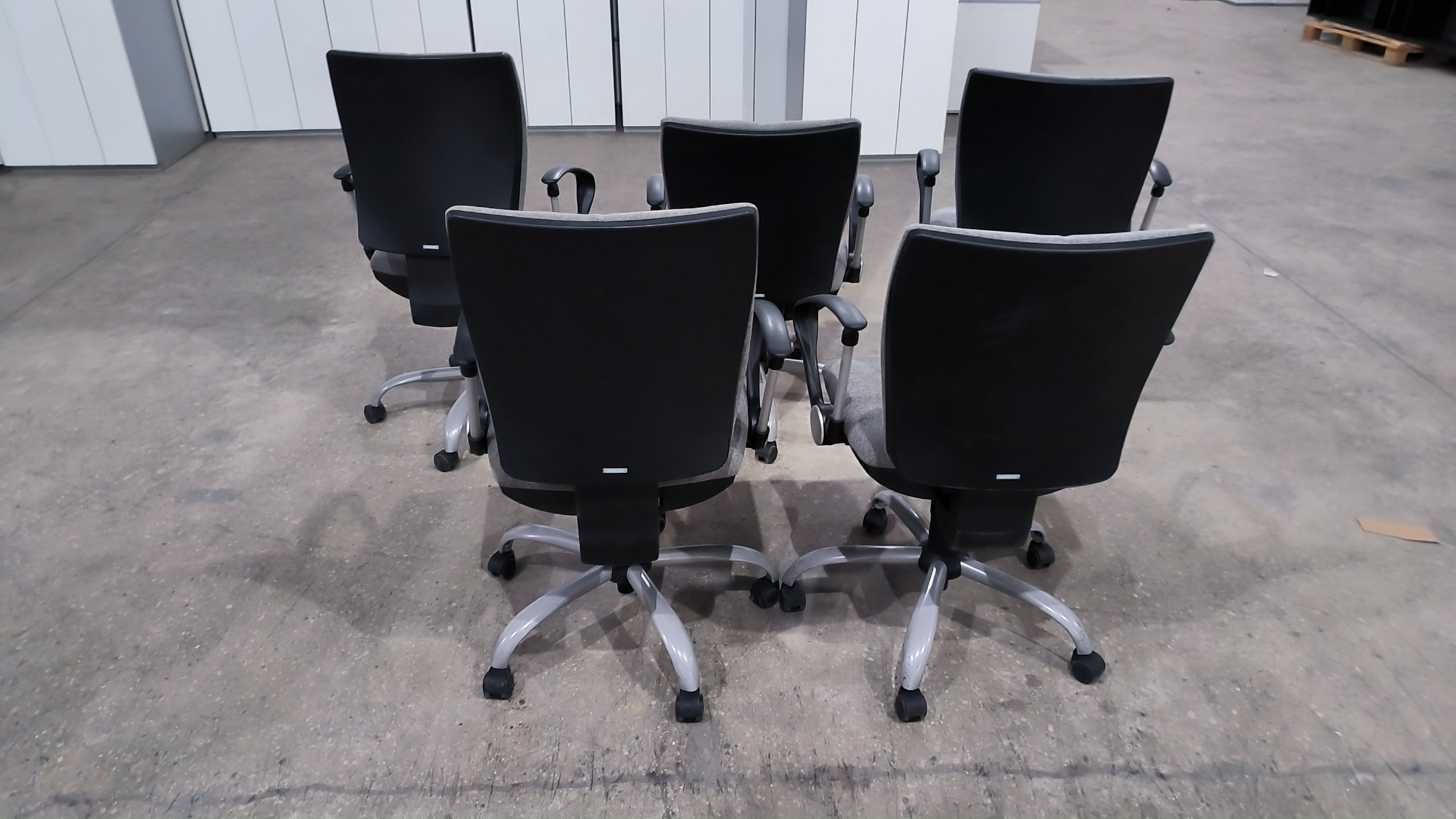 Irodai szék (szürke) 3