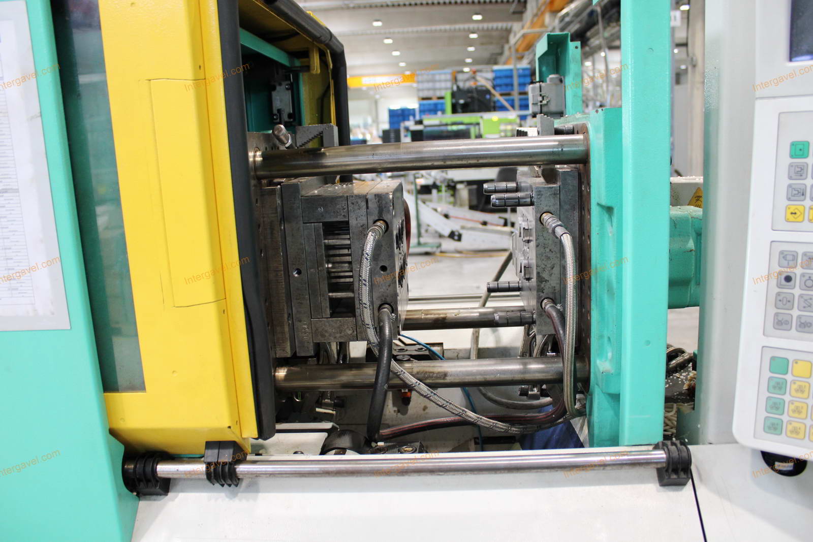 Fröccsöntő gép 6