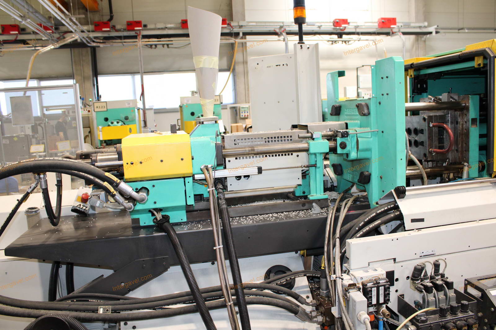 Fröccsöntő gép 23