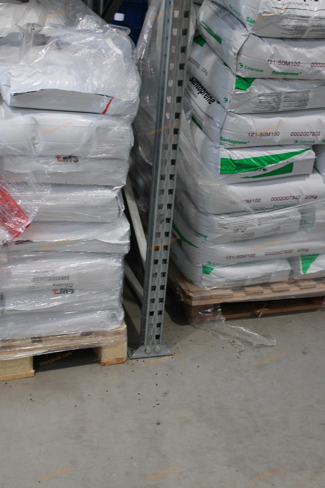 Raklapos állvány 16