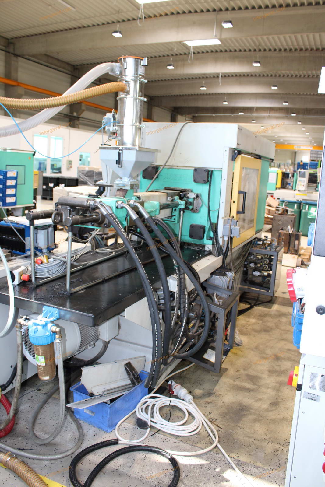 Fröccsöntő gép 3