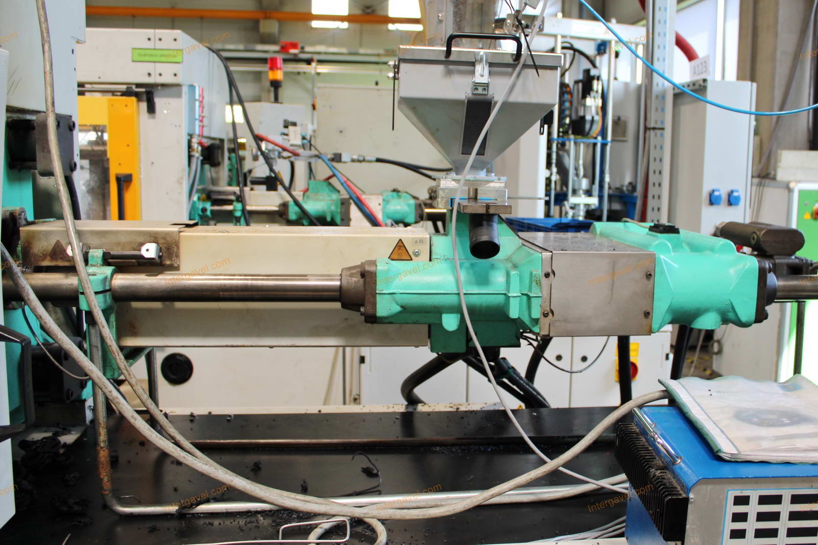 Fröccsöntő gép 9