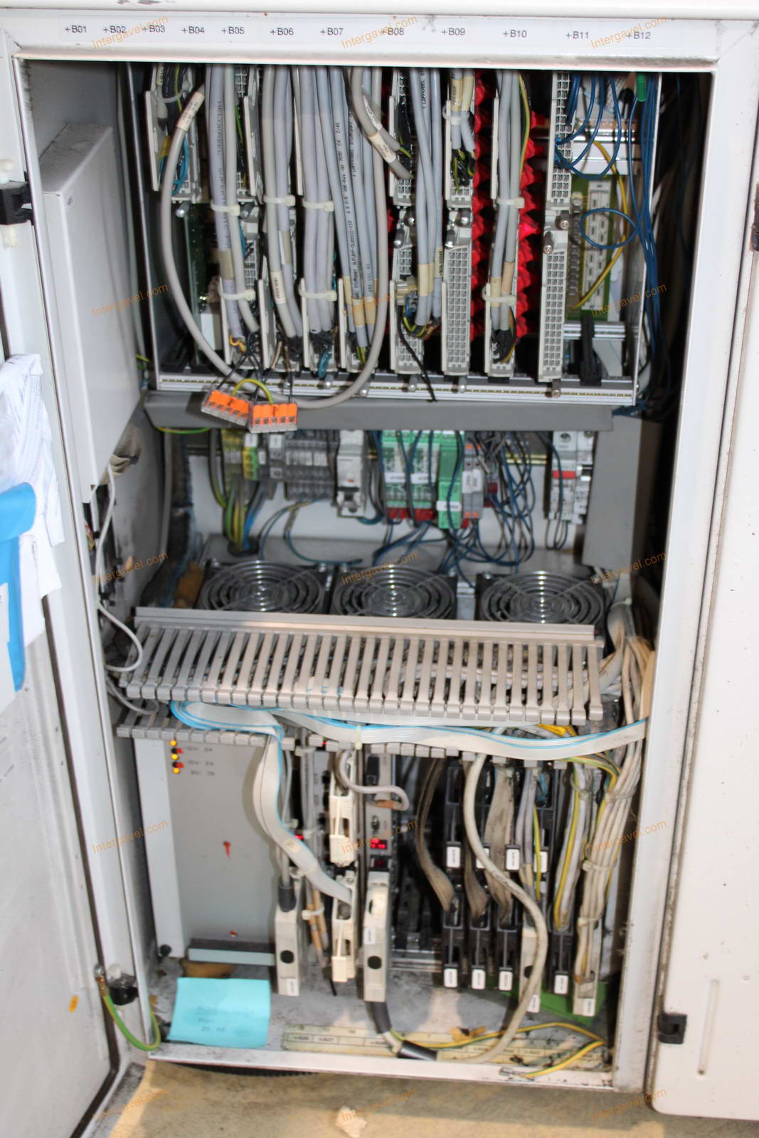 Fröccsöntő gép 14