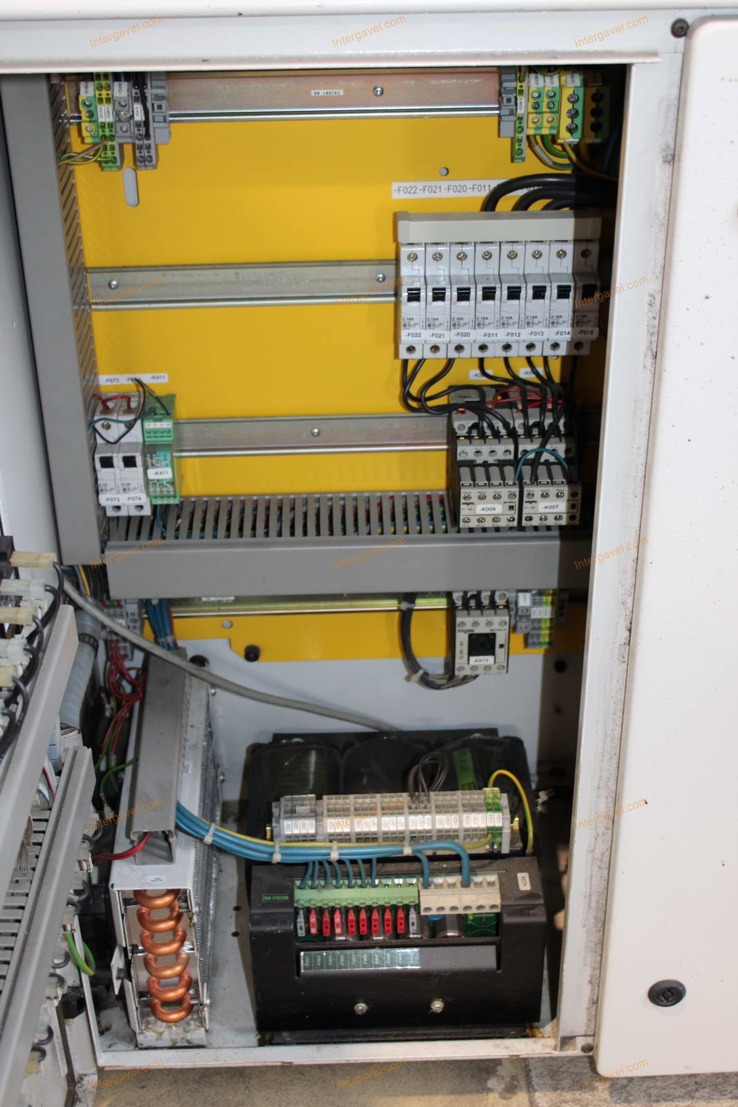 Fröccsöntő gép 15