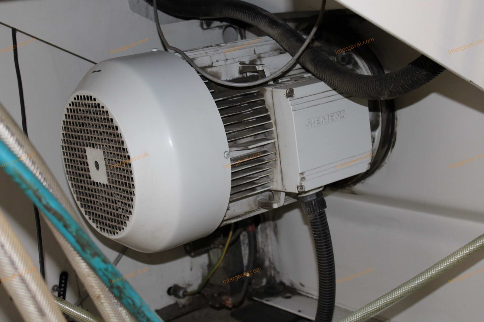 Fröccsöntő gép 17