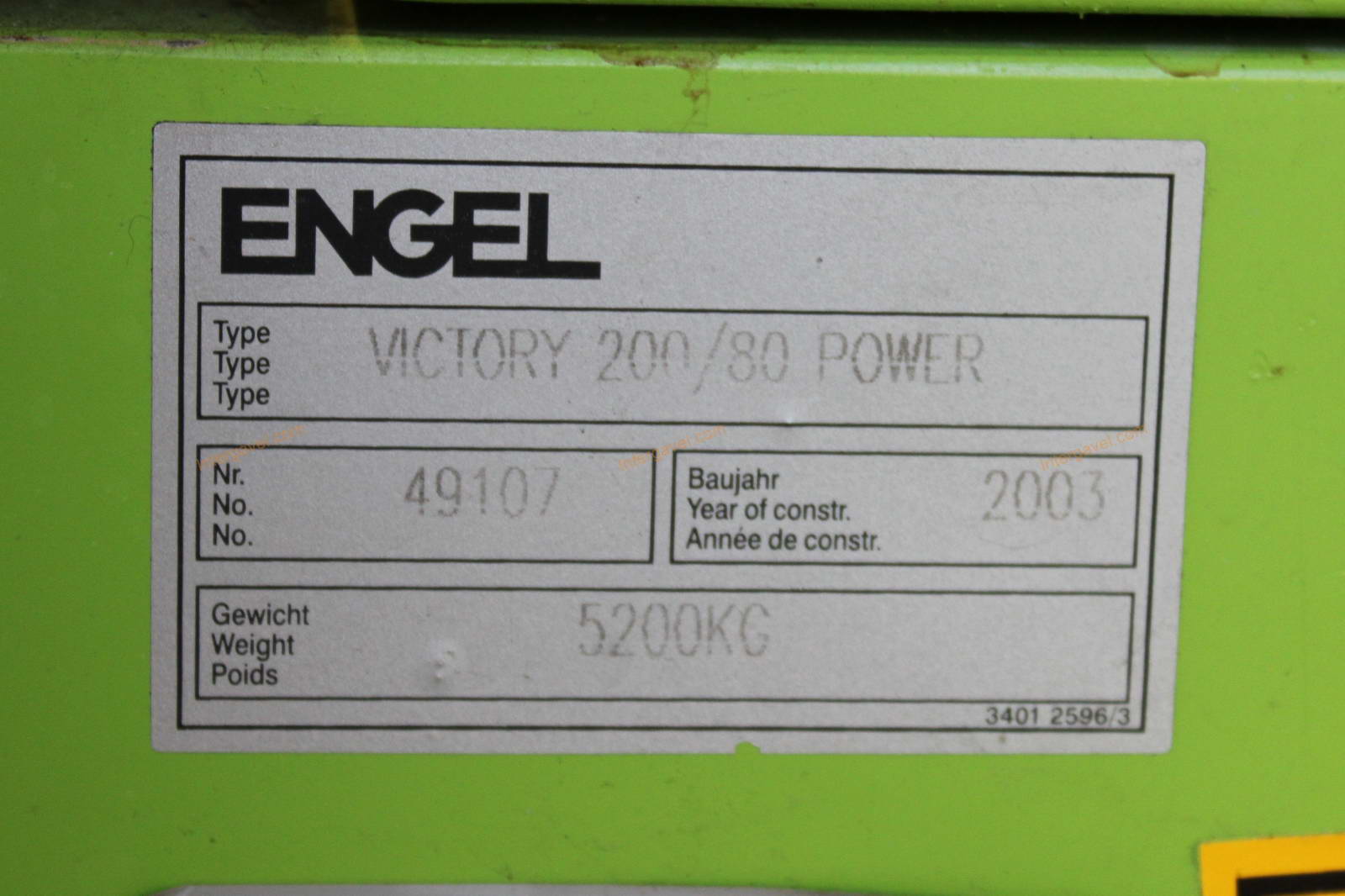 Fröccsöntő gép 2