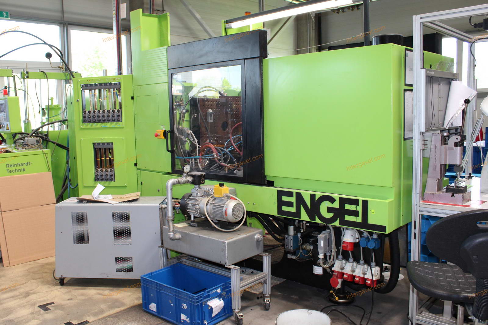 Fröccsöntő gép 3