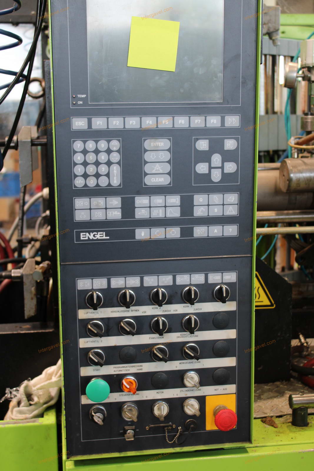 Fröccsöntő gép 6