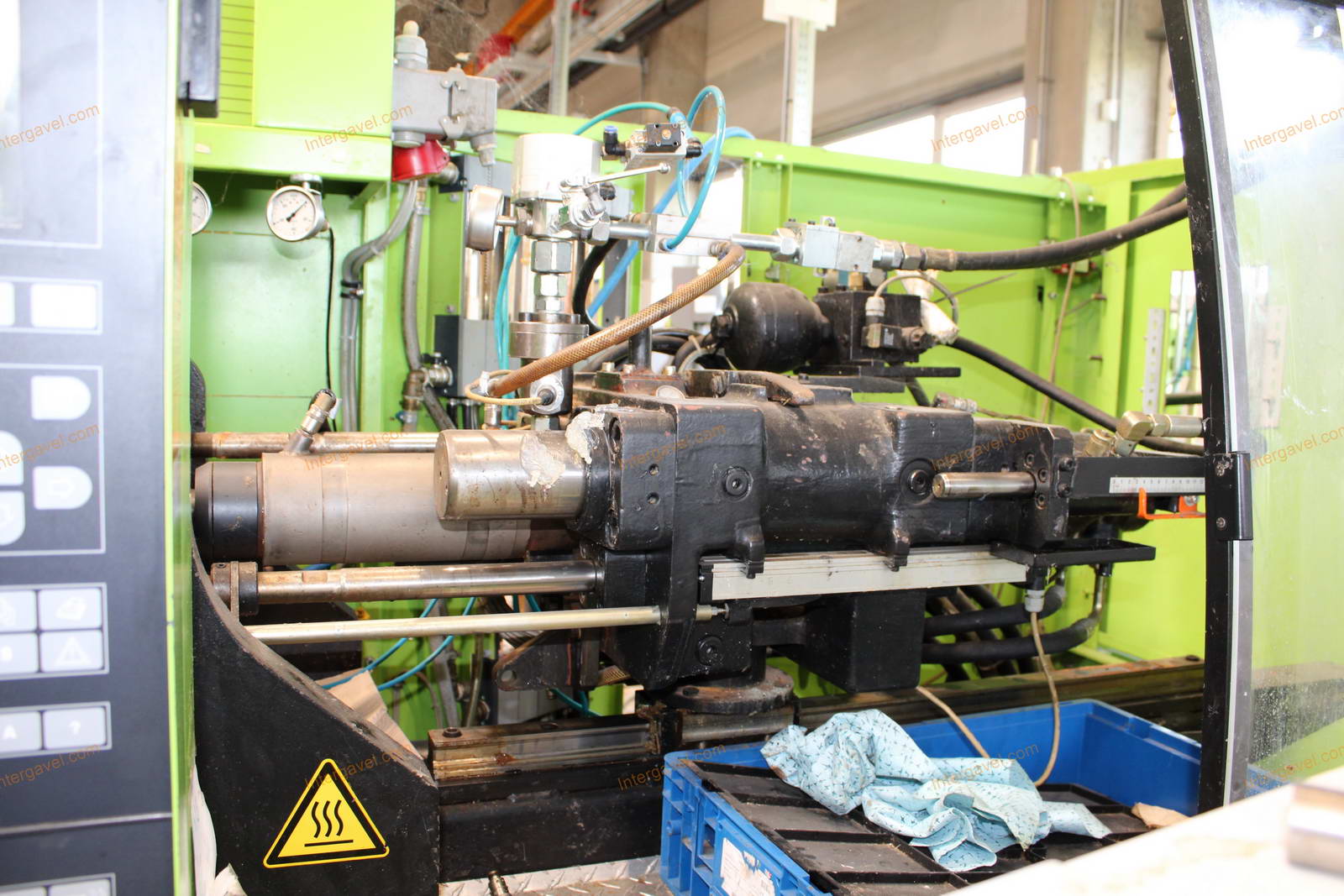 Fröccsöntő gép 9