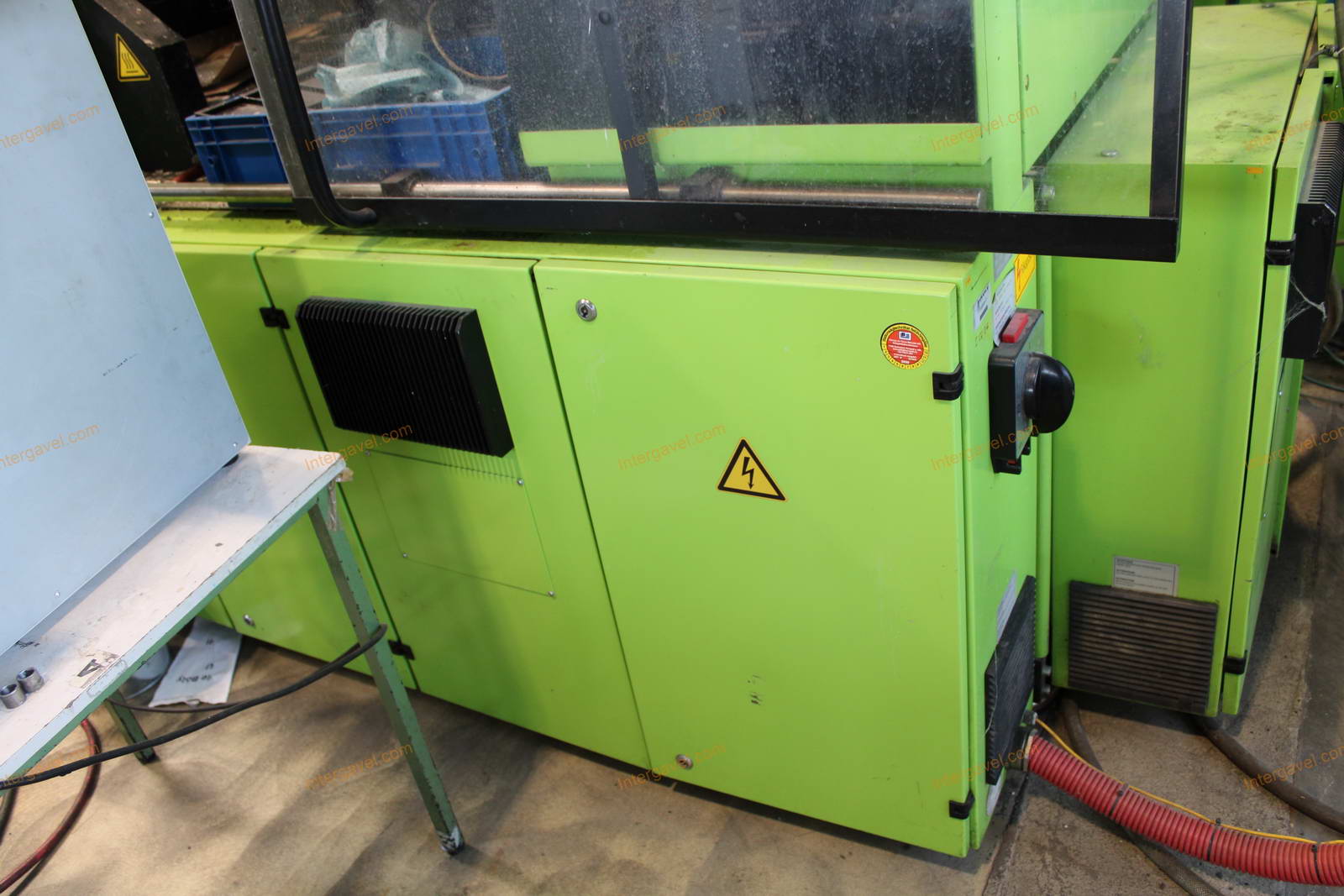 Fröccsöntő gép 10