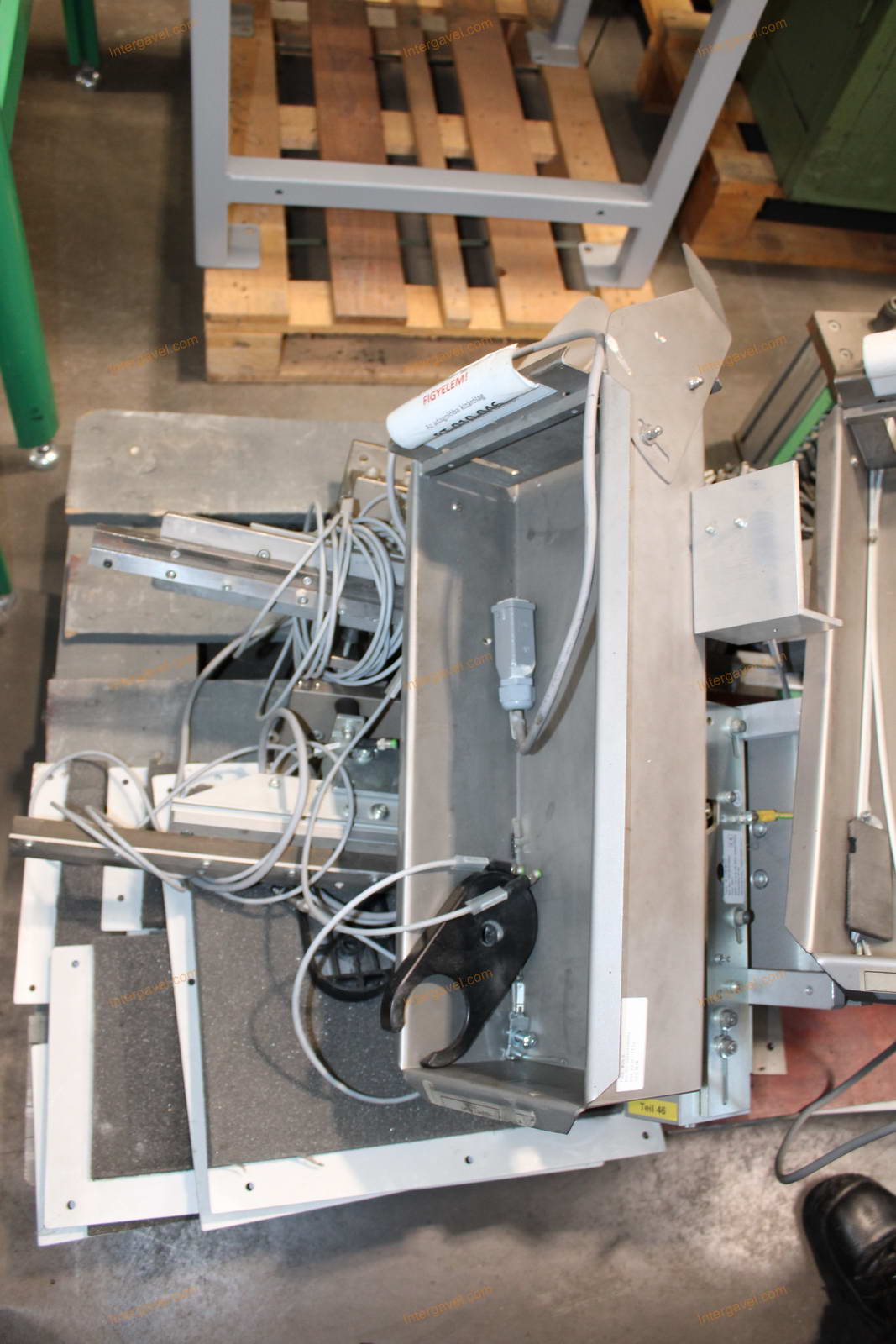 Bontott alkatrészek 6