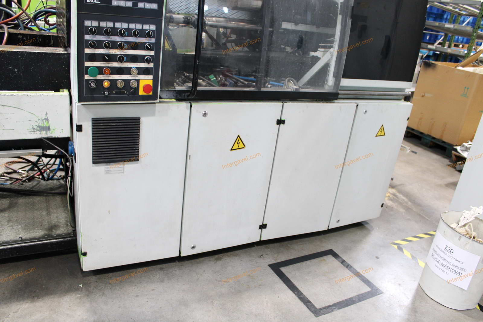 Fröccsöntő gép 10