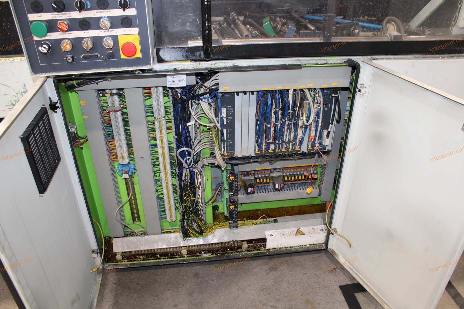 Fröccsöntő gép 13