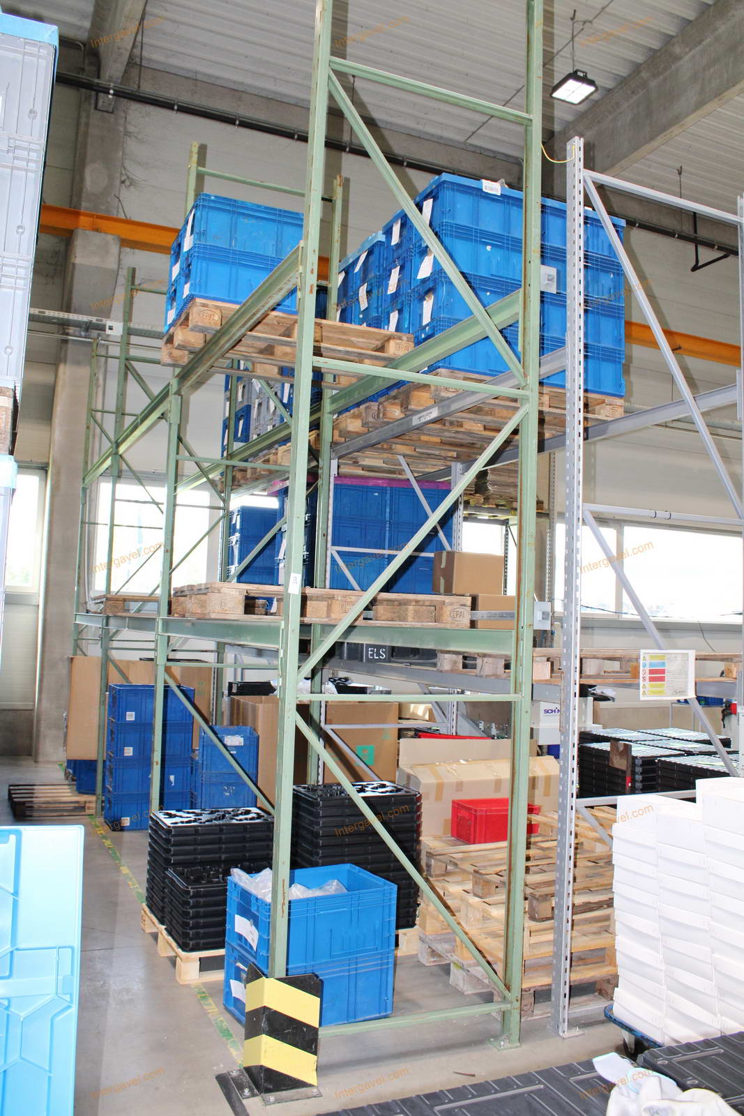 Raklapos állvány 17