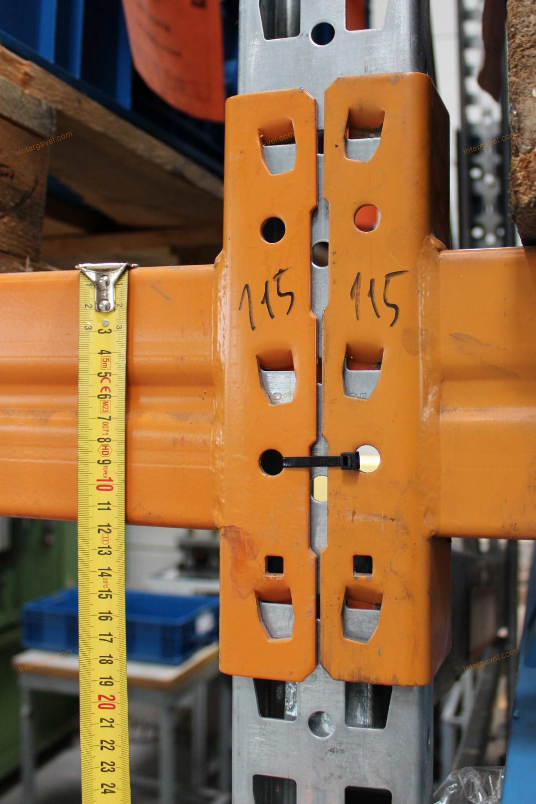 Raklapos állvány 11