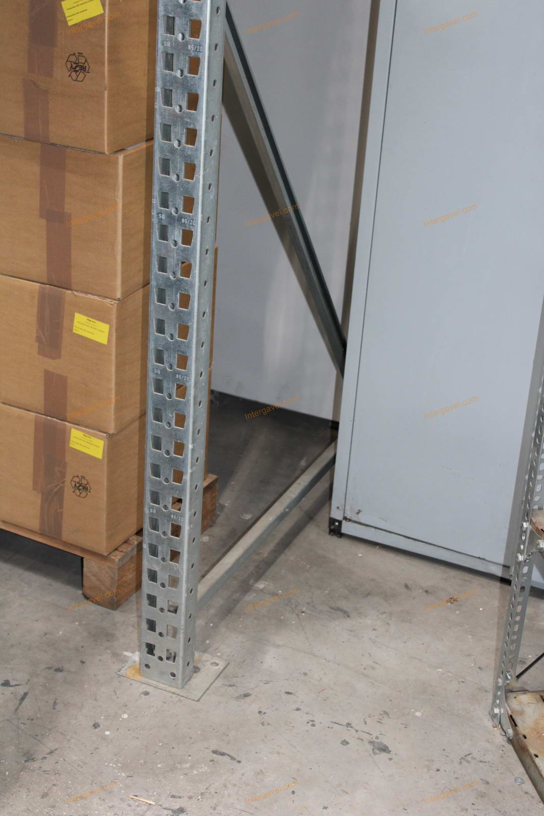 Raklapos állvány 21