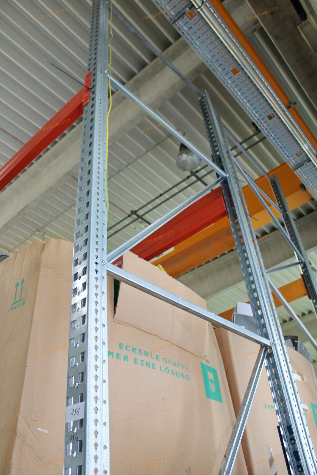 Raklapos állvány 8