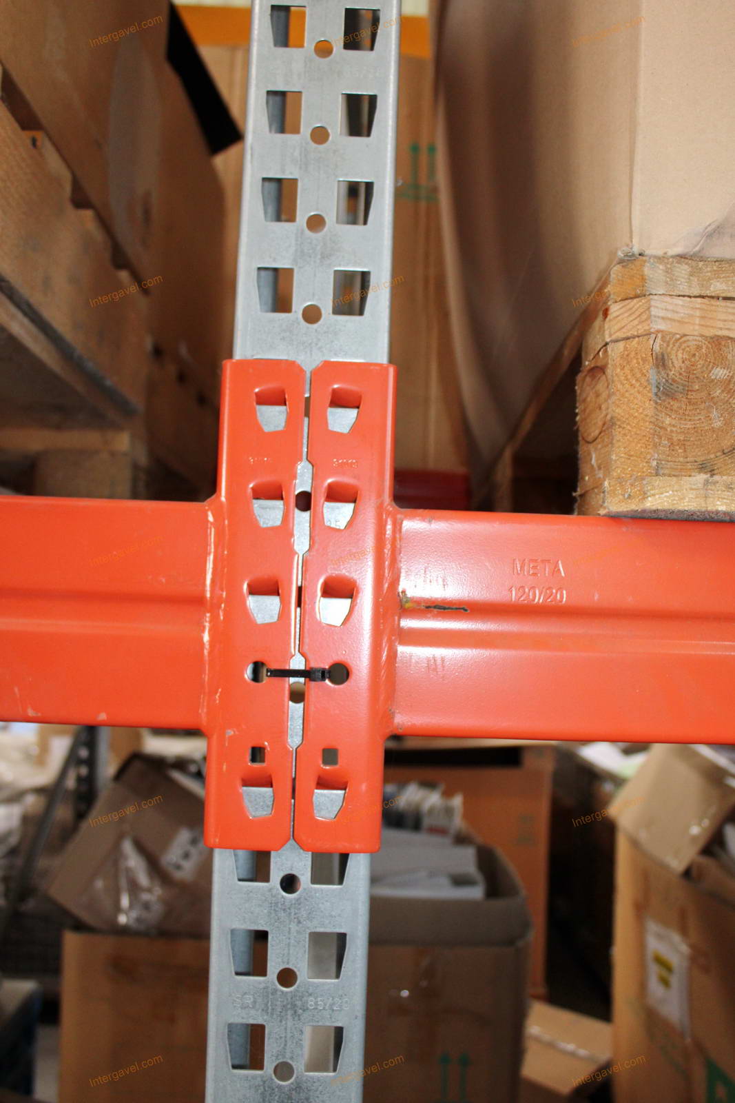 Raklapos állvány 13