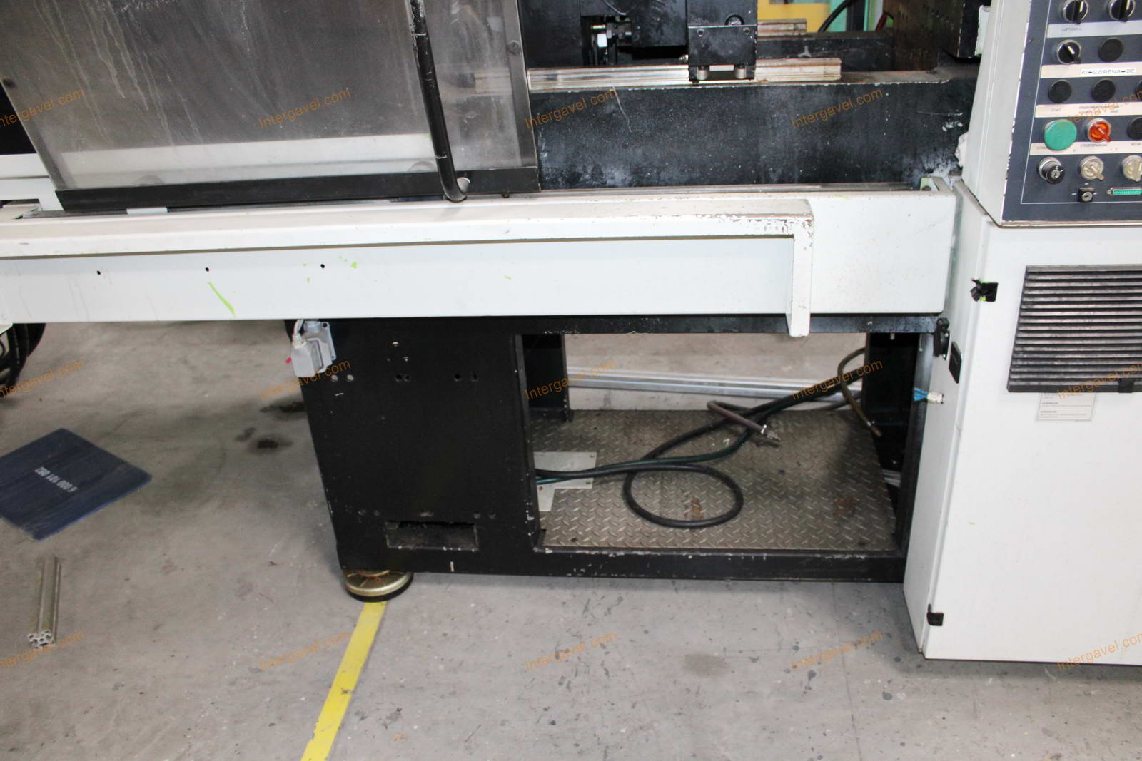 Fröccsöntő gép 9