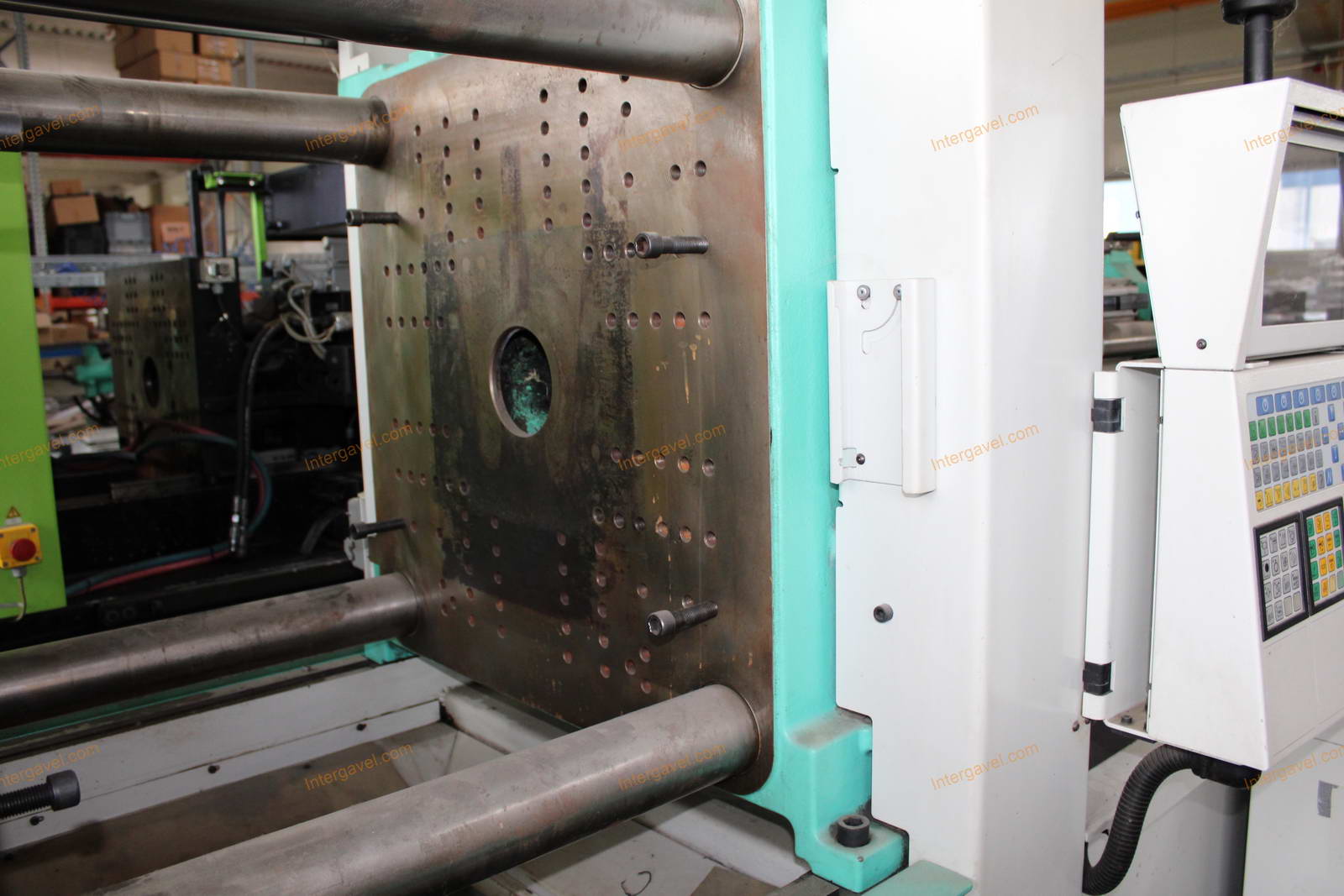 Fröccsöntő gép 6