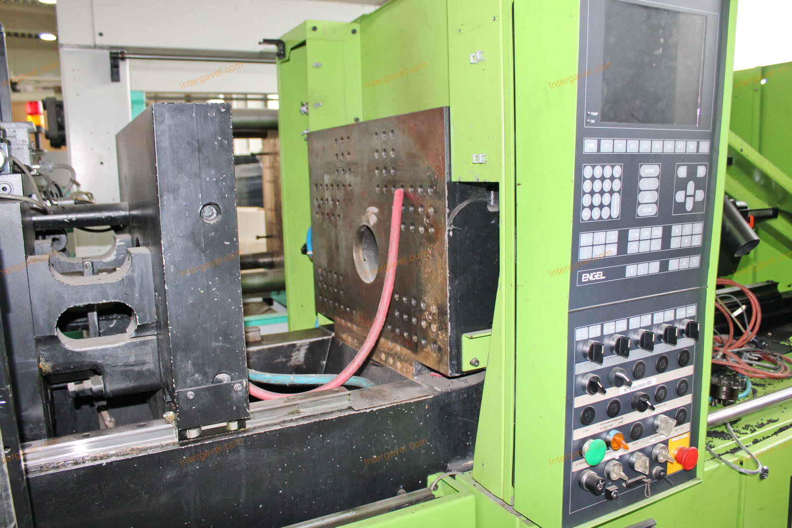 Fröccsöntő gép 5