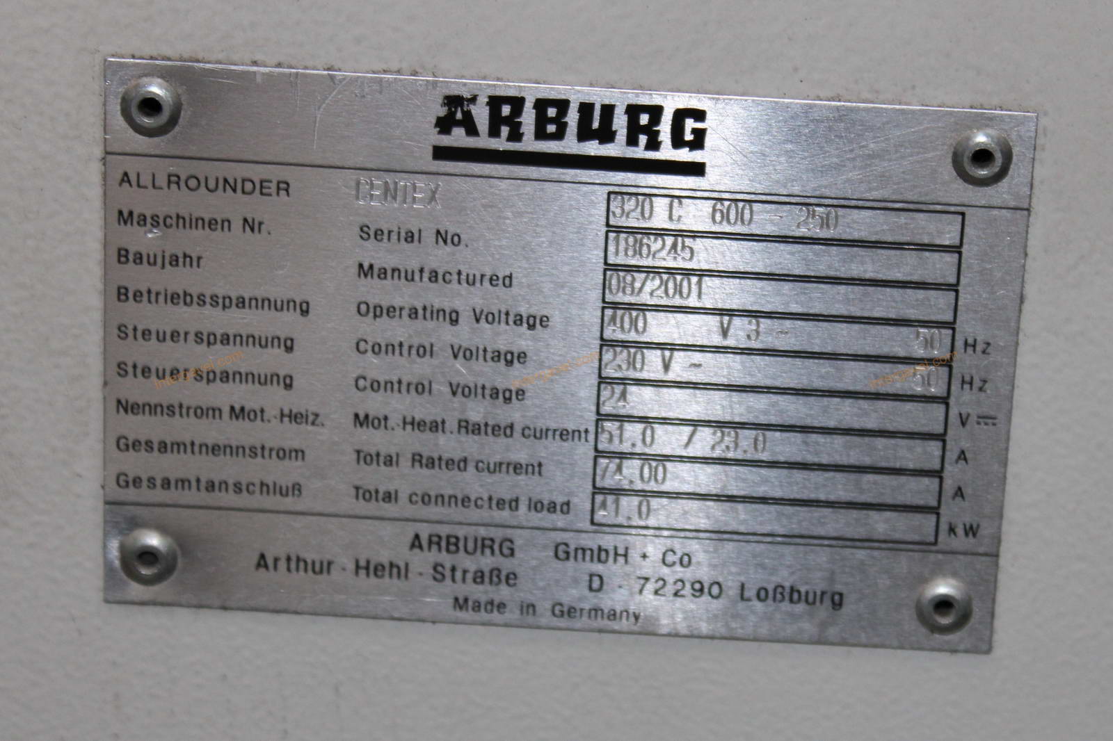 Fröccsöntő gép 2