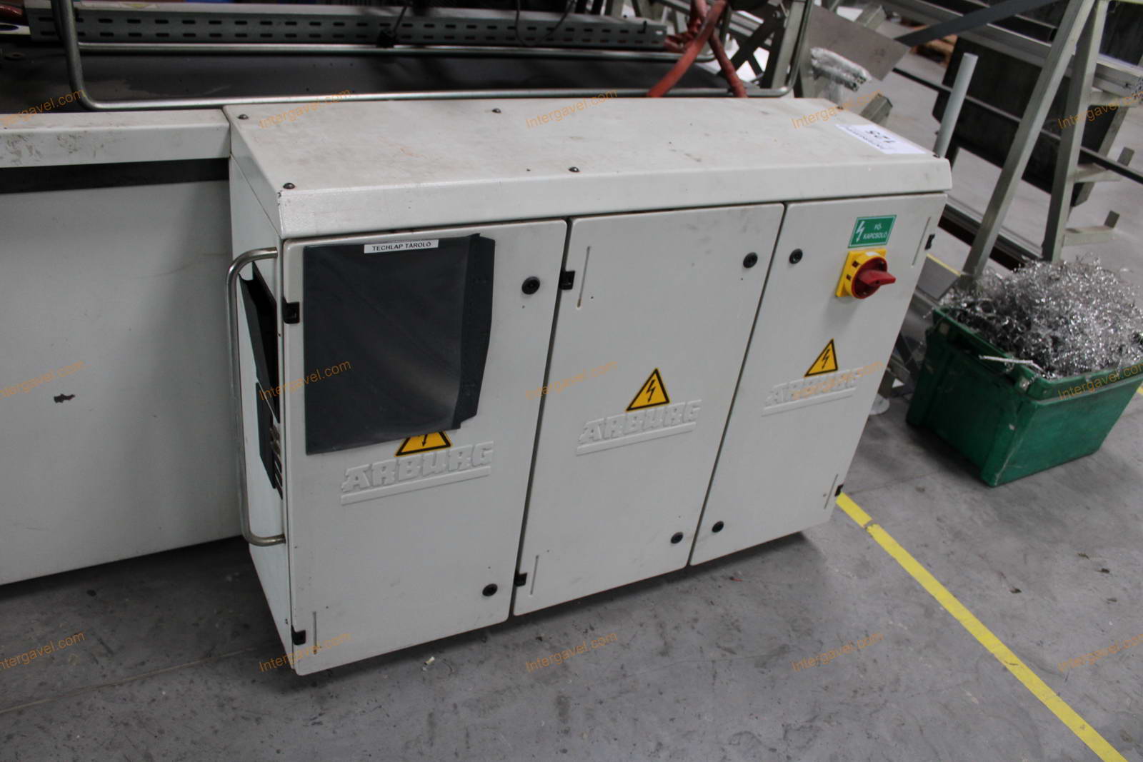 Fröccsöntő gép 8