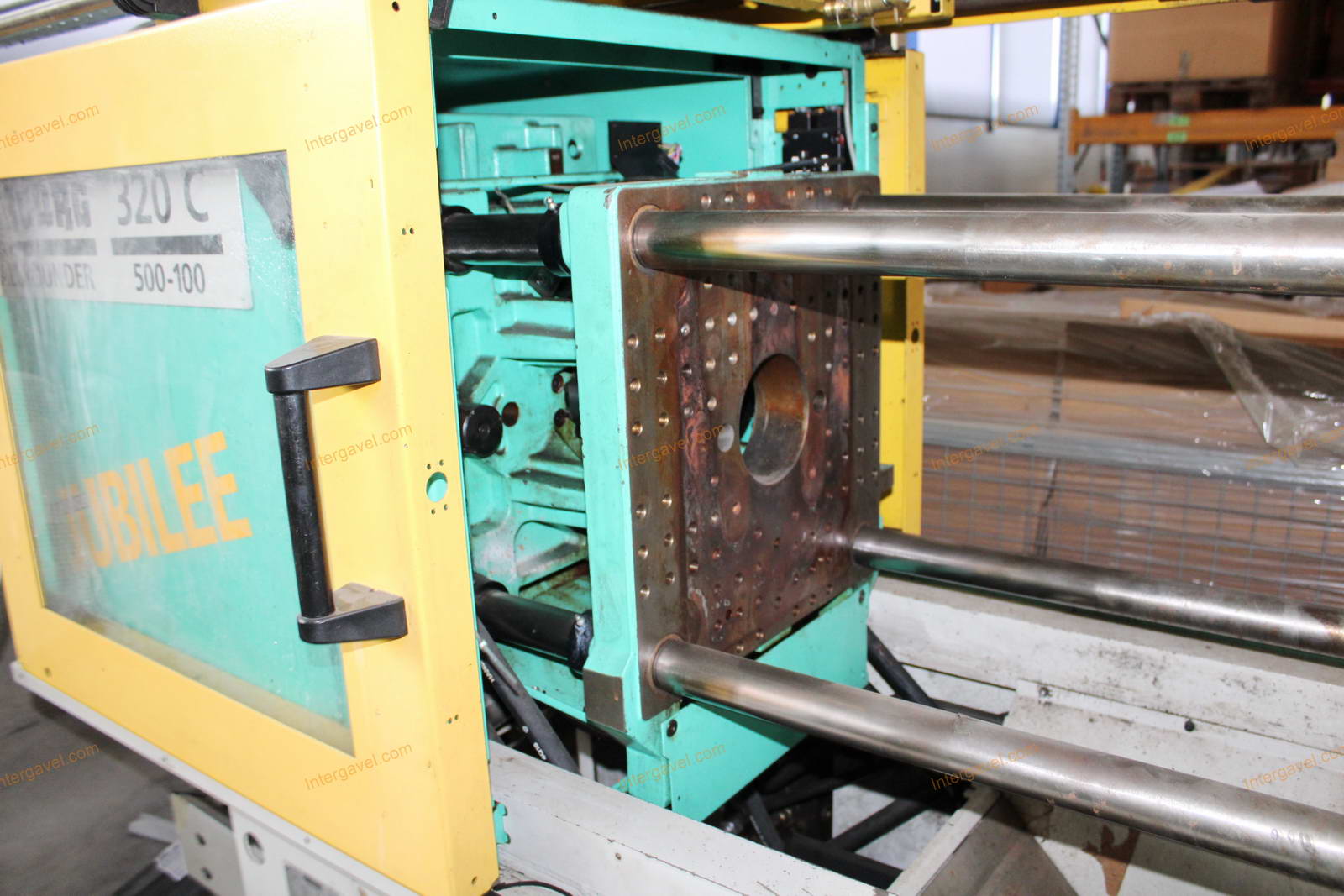 Fröccsöntő gép 6