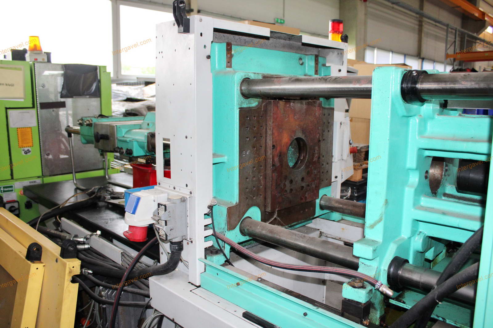 Fröccsöntő gép 9