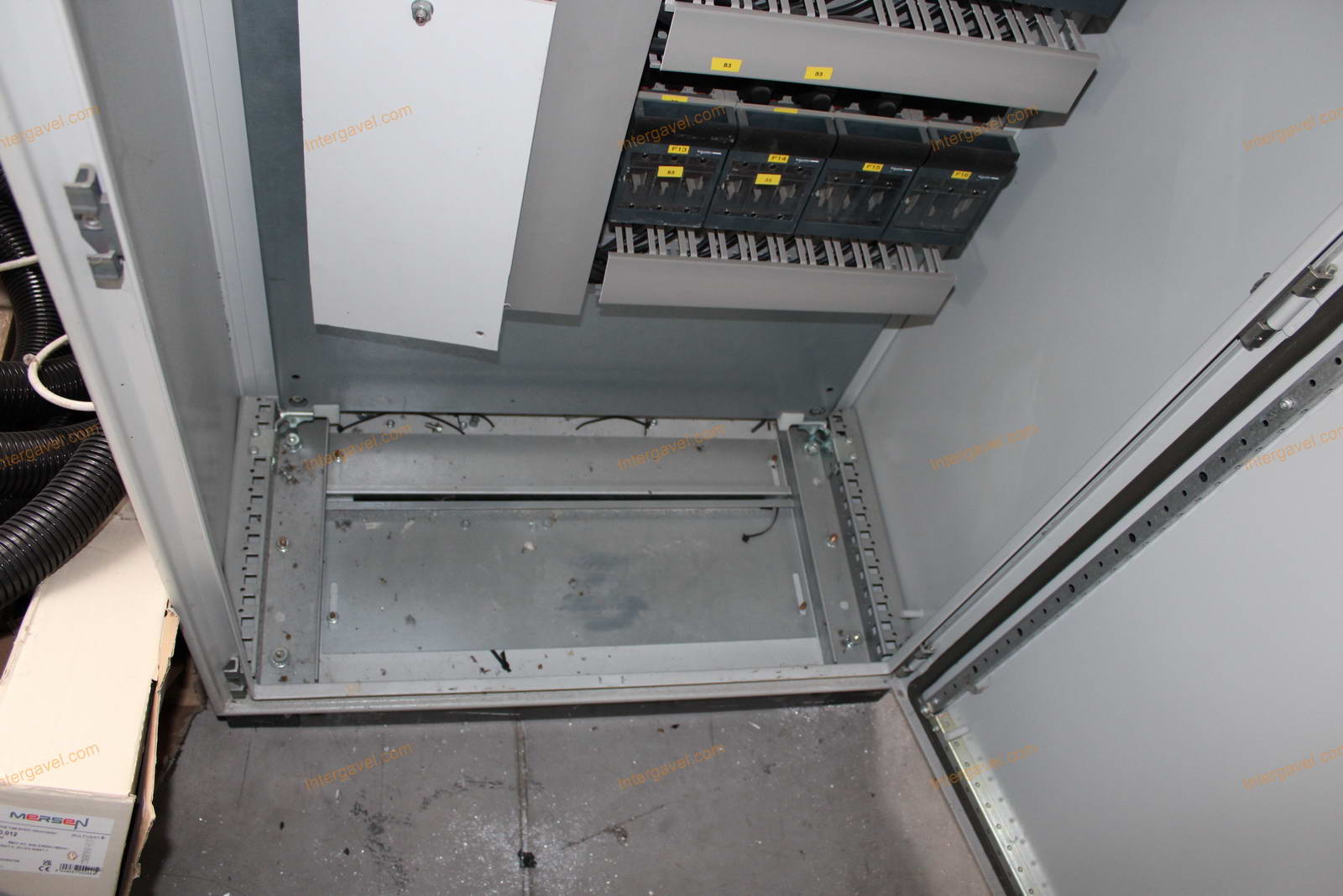 Villamos szekrény 11