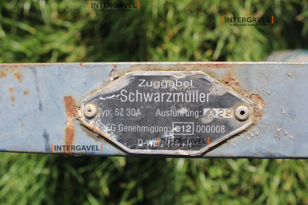 Tréler- Schwarzmüller 7
