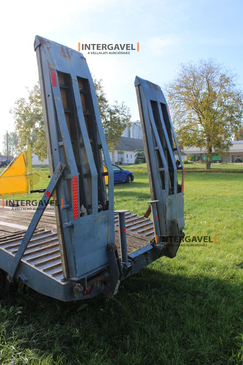 Tréler- Schwarzmüller 20