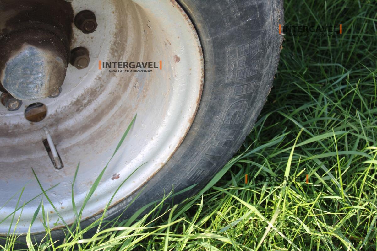 Tréler- Schwarzmüller 27