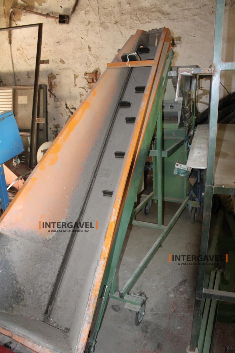 Szállító szalag 8