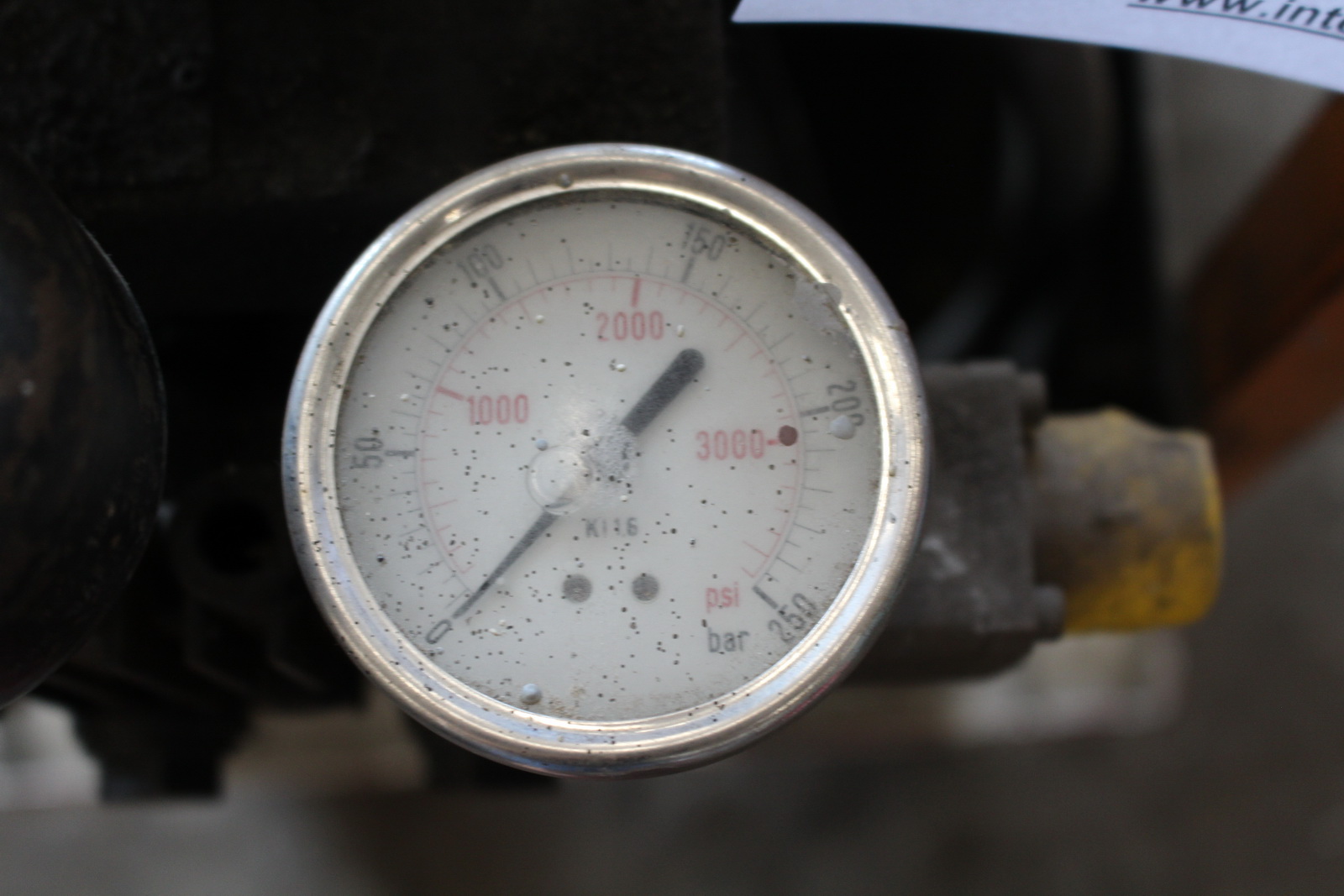 Nyomáspróbapumpa tartállyal 3