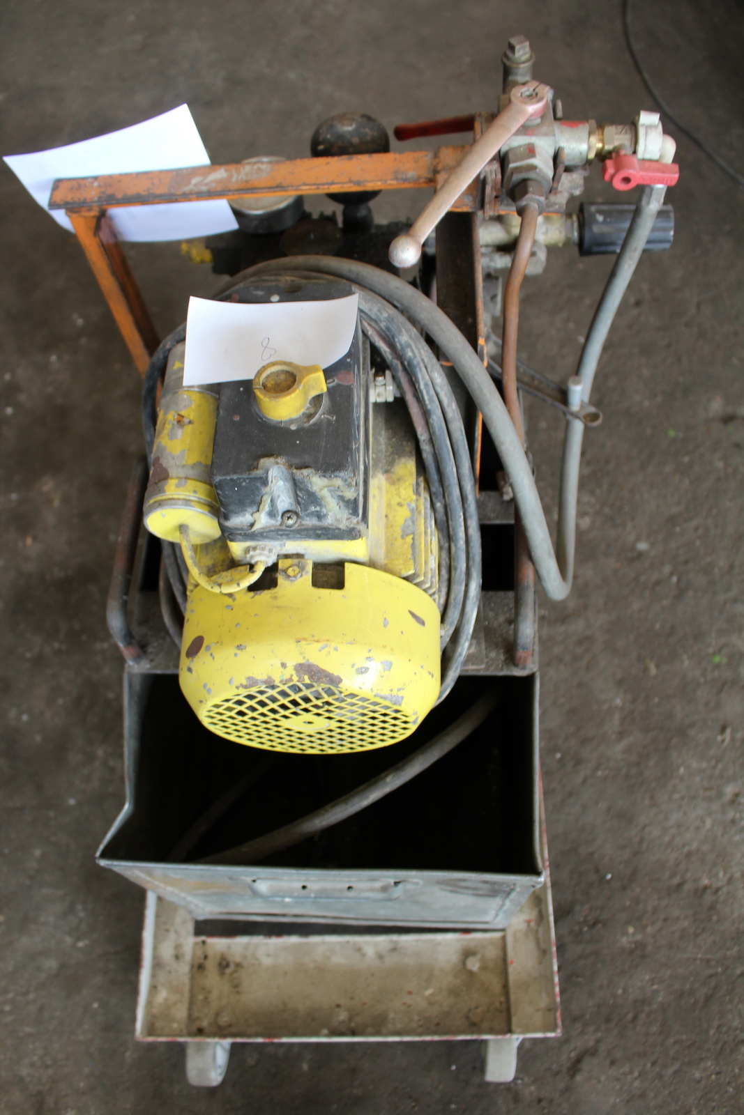 Nyomáspróbapumpa tartállyal 5