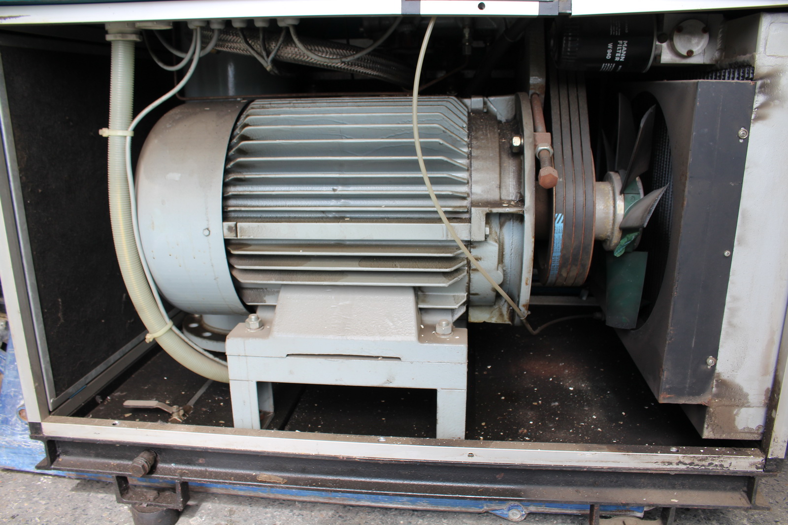 Csavarkompresszor 10