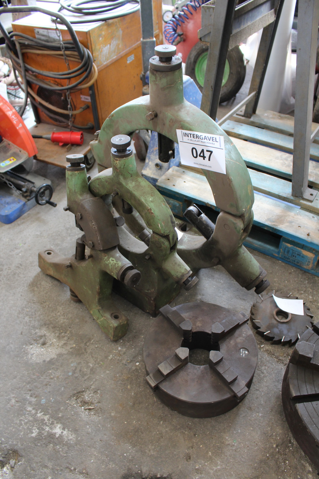 Vegyes esztergaalkatrészek 5