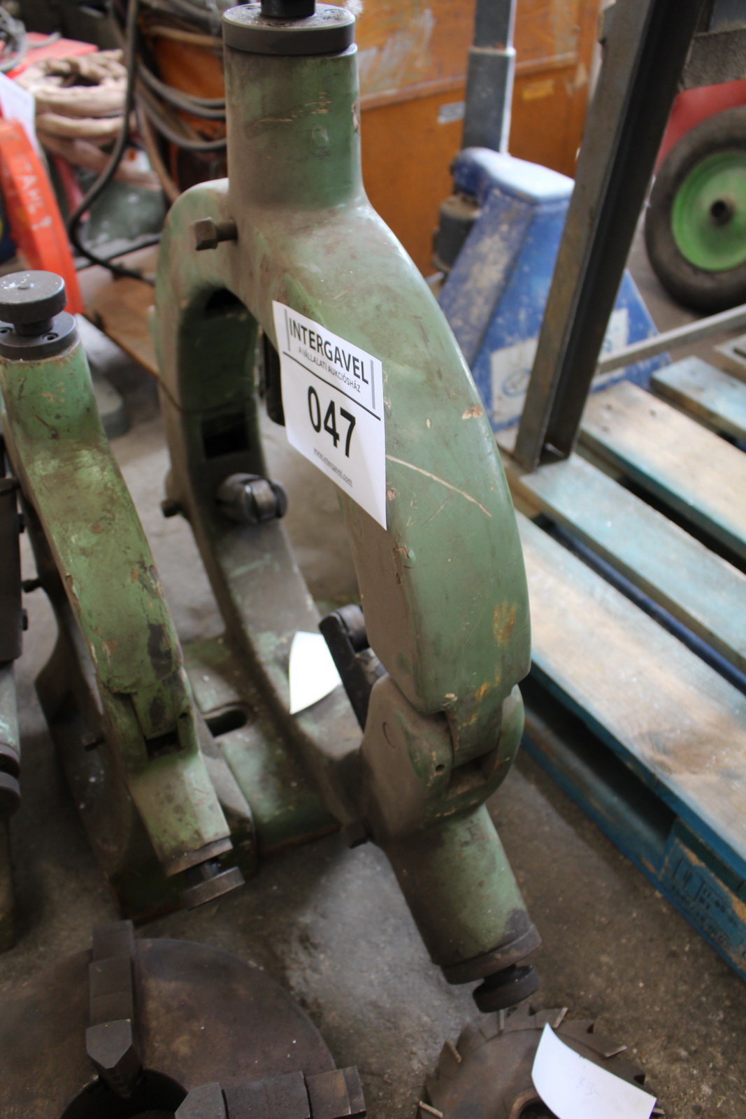 Vegyes esztergaalkatrészek 6