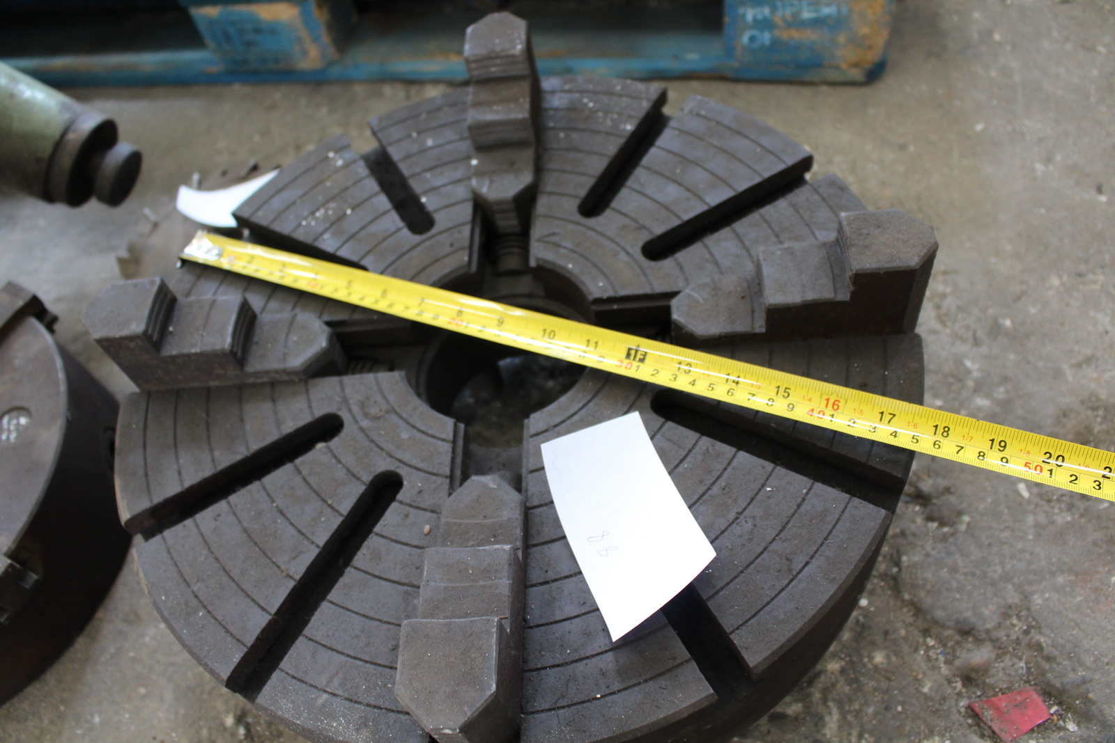 Vegyes esztergaalkatrészek 10