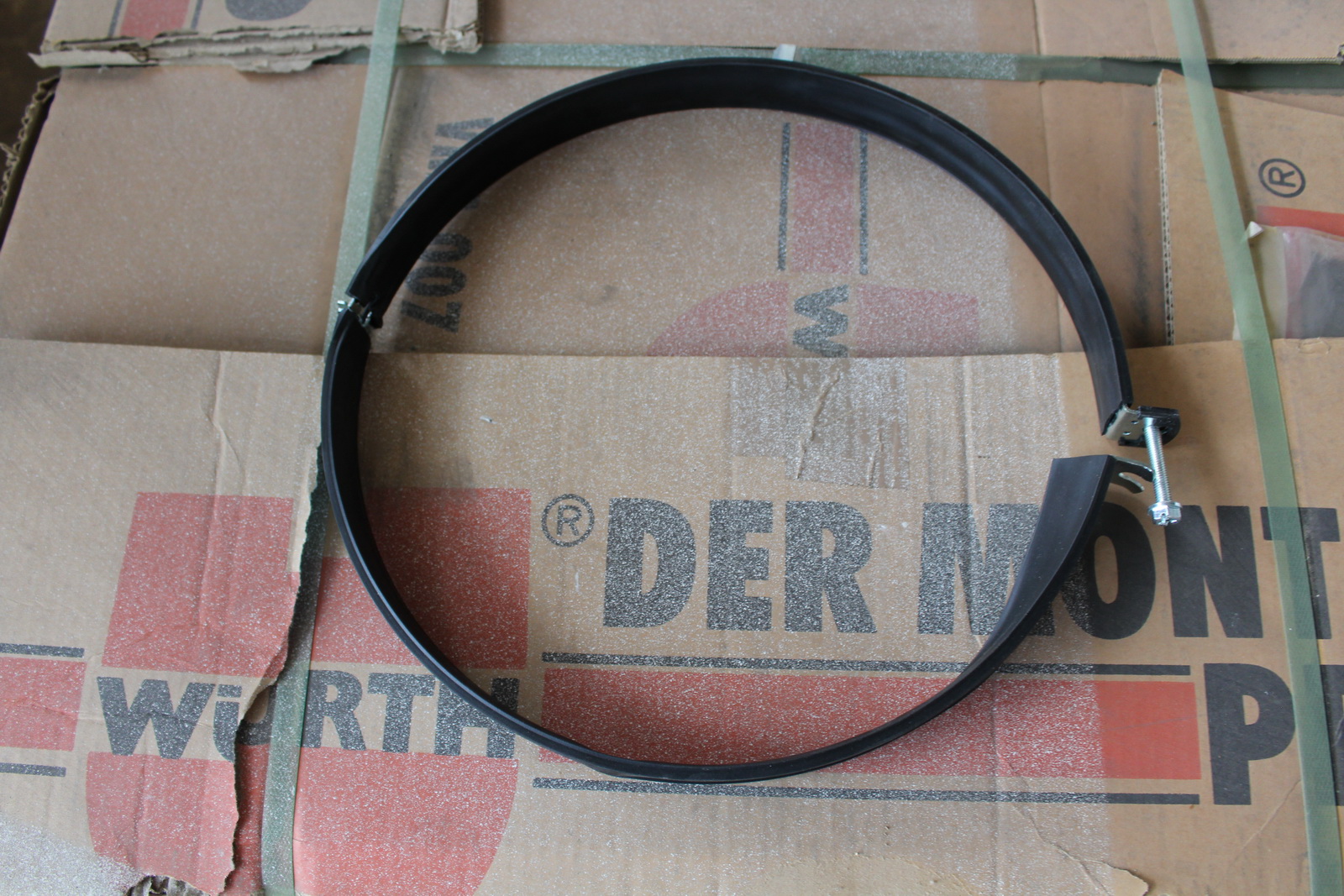 Würth gumis légtechnikai csőbilincs, átmérő: 300mm 3